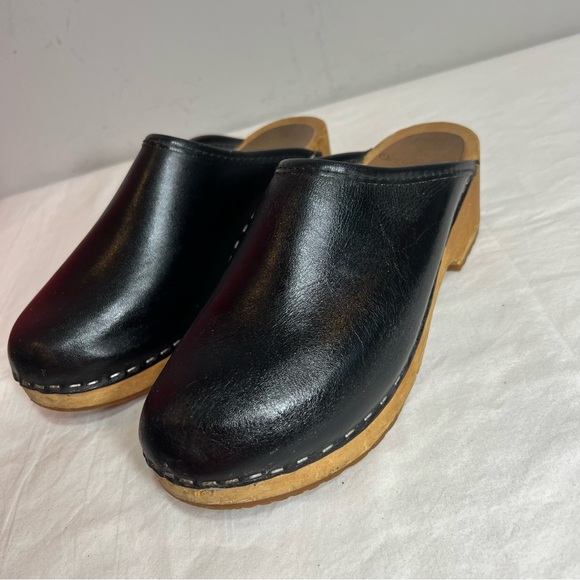 Olof Daughters of Sweden black leather wooden clogs size 37. - Picture 1 of 5